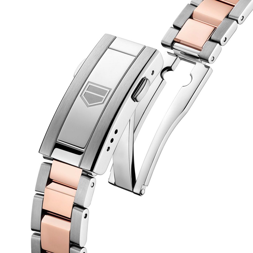 TAG Heuer Aquaracer Professional 200 Solargraph 34mm Watch TAG Heuer Aquaracer Professional 200 Solargraph 34mm Watch