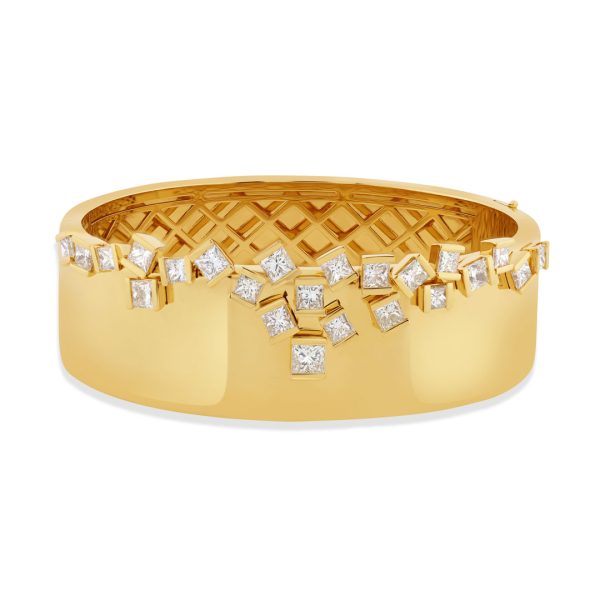 Hopscotch Cascade Yellow Gold Princess Cut Diamond Bangle