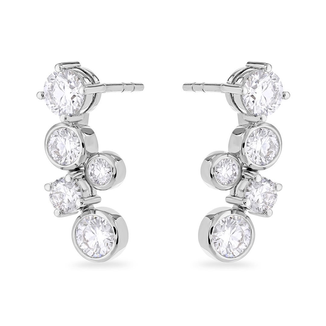18ct White Gold Round Brilliant Cut Diamond Drop Earrings 18ct White Gold Round Brilliant Cut Diamond Drop Earrings