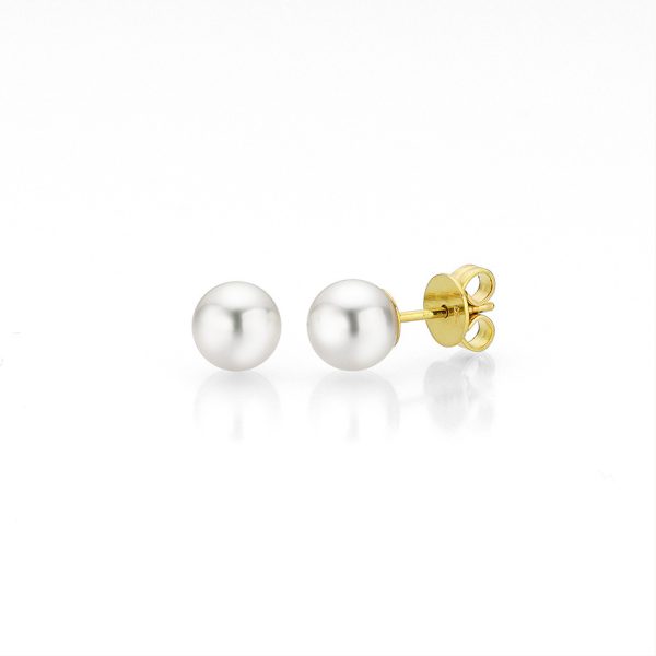 Classic Akoya Pearl Stud Earrings