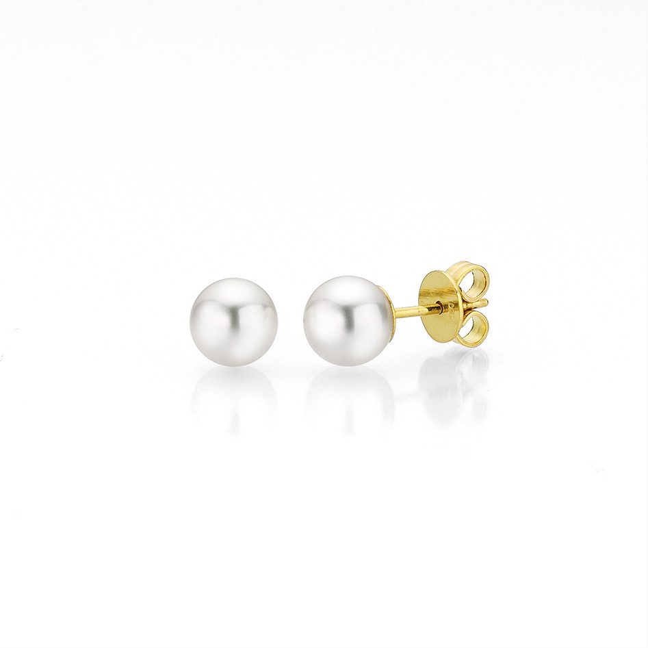 Classic Akoya Pearl Stud Earrings