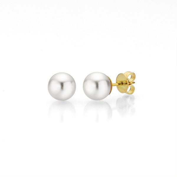 Classic Akoya Pearl Stud Earrings