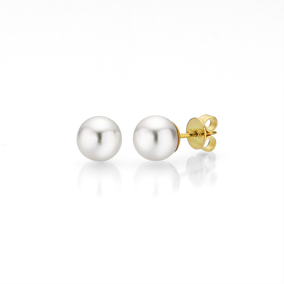 Classic Akoya Pearl Stud Earrings