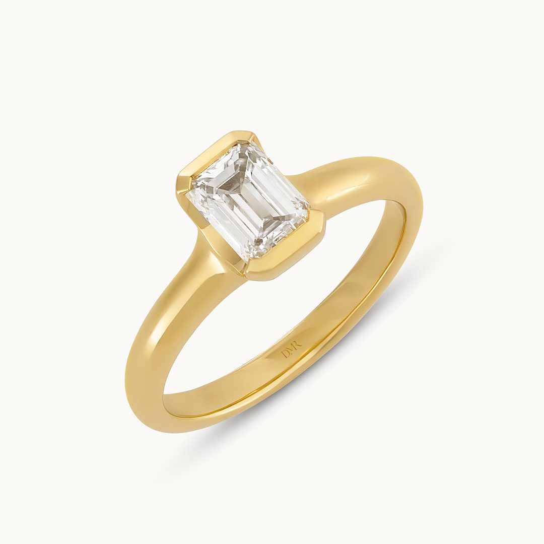 Alina 18ct Yellow Gold Emerald Cut Diamond Solitaire Ring Alina 18ct Yellow Gold Emerald Cut Diamond Solitaire Ring